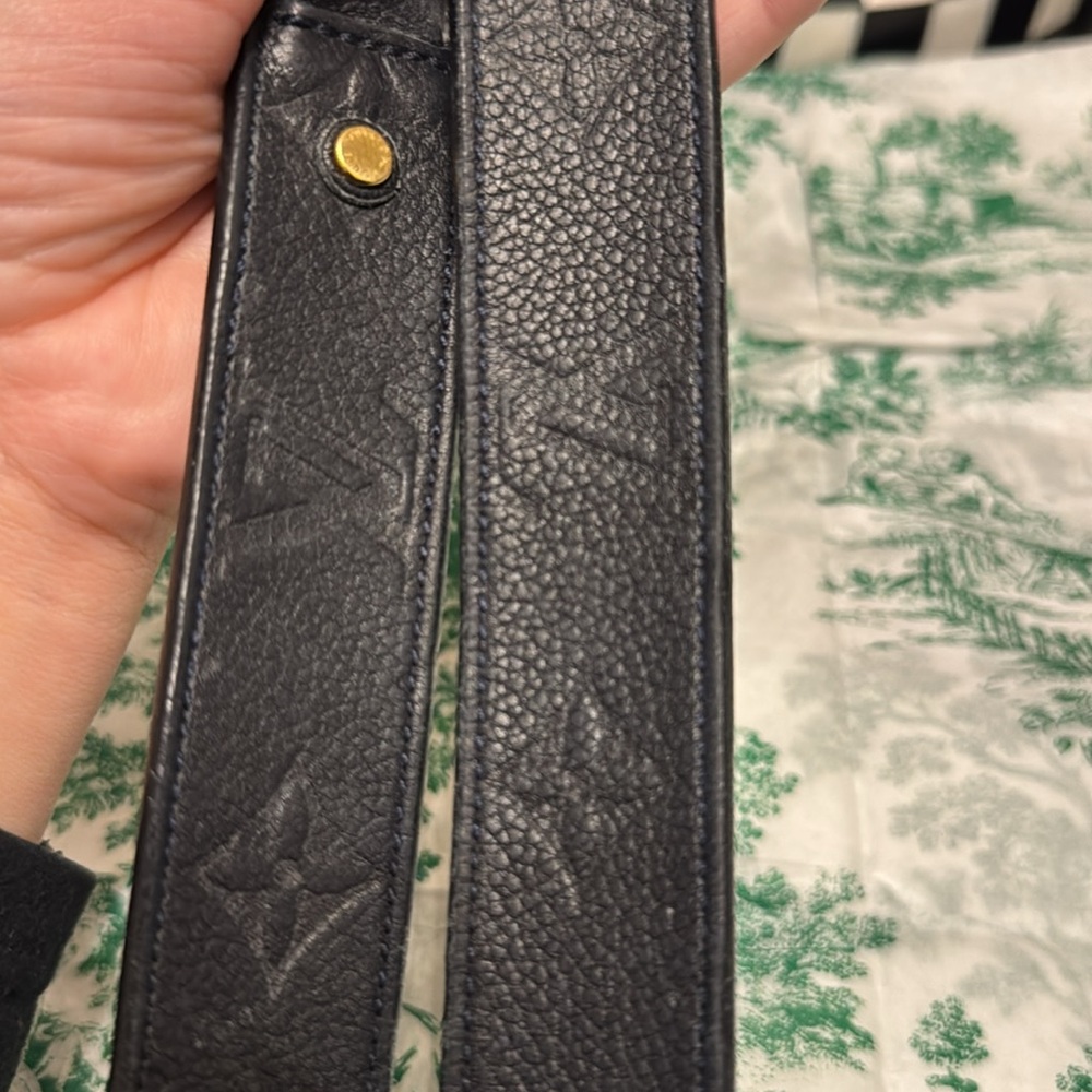 Louis Vuitton Empreinte navy blue belt. - Picture 2 of 8